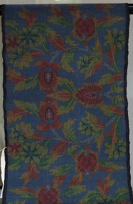 本場大島紬、激安特価で提供